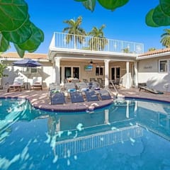Monthly - Jungle Haus - Family Beach Home