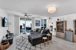 Lux Beach Condo. Hotel Amenities