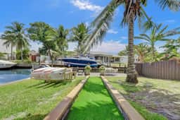 Sunset Dockhouse - Gameroom & Kayaks