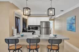 Monthly - 1212 Duplex Tranquil Getaway