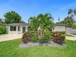 Monthly - Breke Water - Beachside Haven