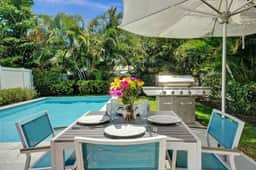 Monthly - 1210 Duplex - Romantic Retreat