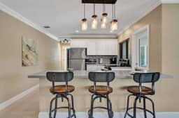 Monthly - 1210 Duplex - Romantic Retreat