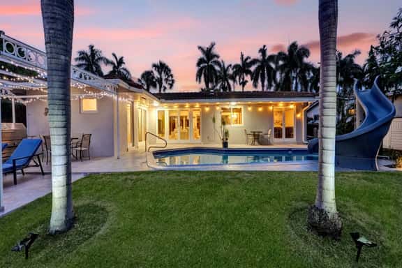 Waterfront Serenity | Heated Pool & BBQ | Koi Pond Monthly Stay - Image 1