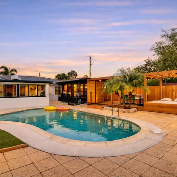 Private Paradise | Pool/BBQ/Gazebo | New Renovated - Image 1