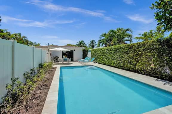 Monthly - 1212 Duplex Tranquil Getaway