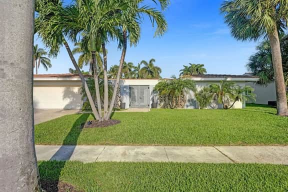 Monthly - Waterfront Serenity | Heated Pool & BBQ | Koi Pond
