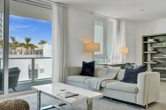 Monthly - Exclusive 616 Condo
