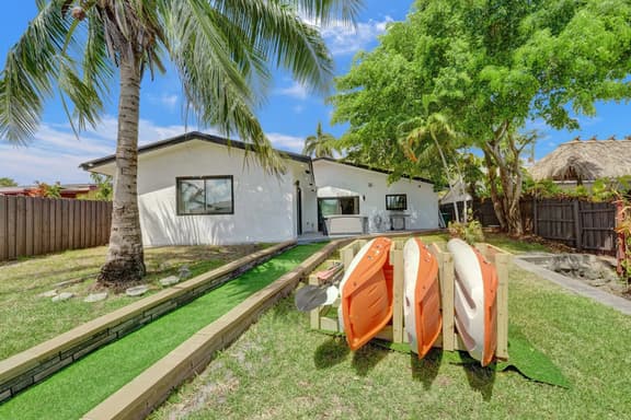 Sunset Dockhouse - Gameroom & Kayaks